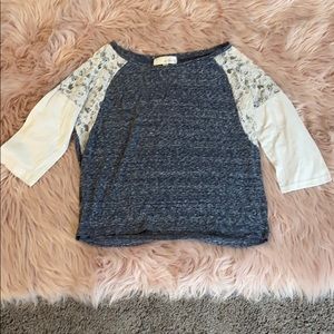 🐙Laced sleeved shirt🐙